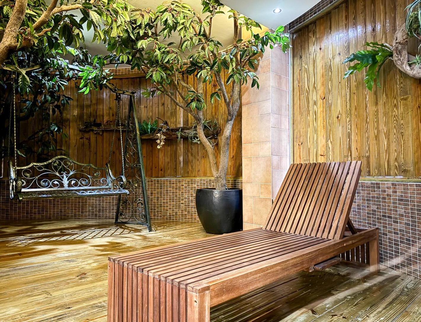 All-Ur Boutique Motel -Chia Yi Branch Chiayi Buitenkant foto