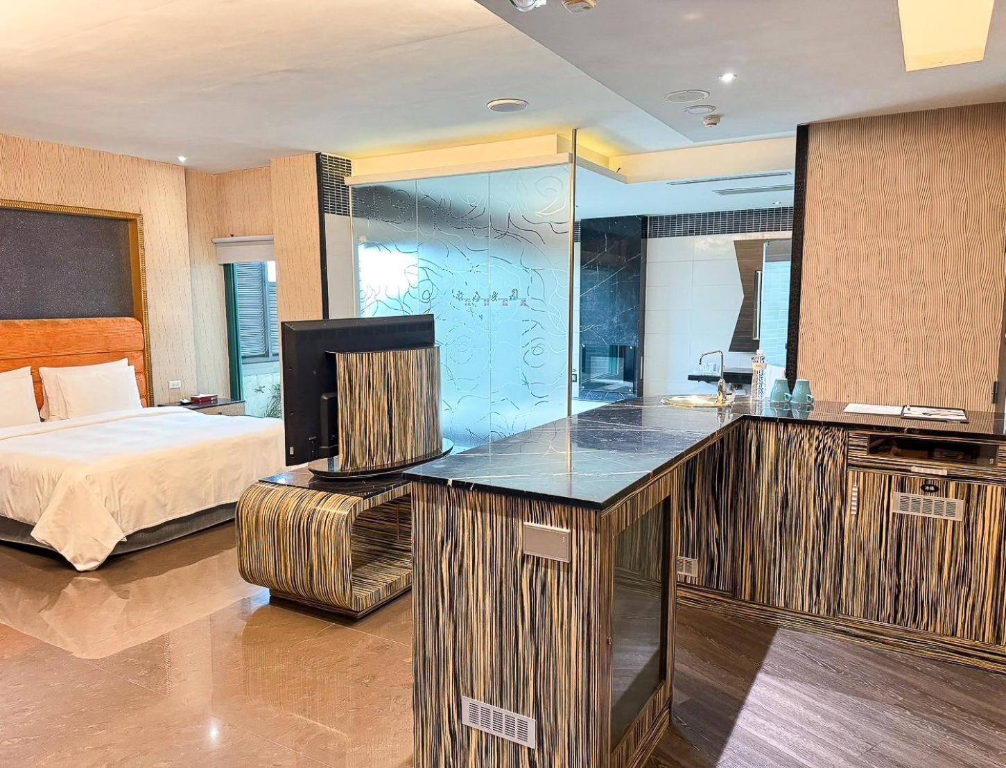 All-Ur Boutique Motel -Chia Yi Branch Chiayi Buitenkant foto
